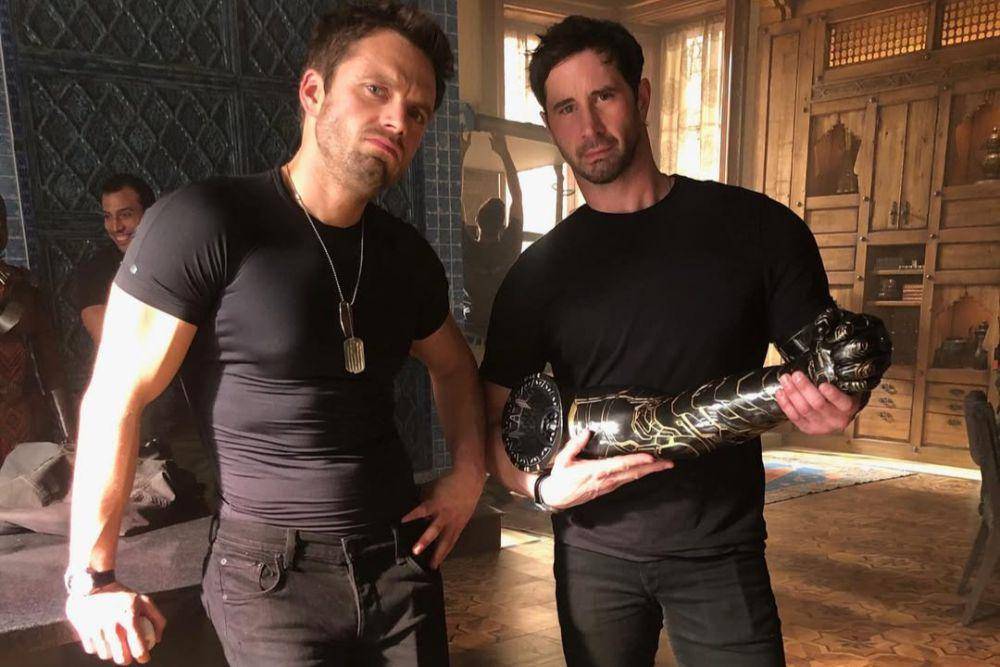 Sebastian Stan di lokasi syuting (instagram.com/imsebastianstan)