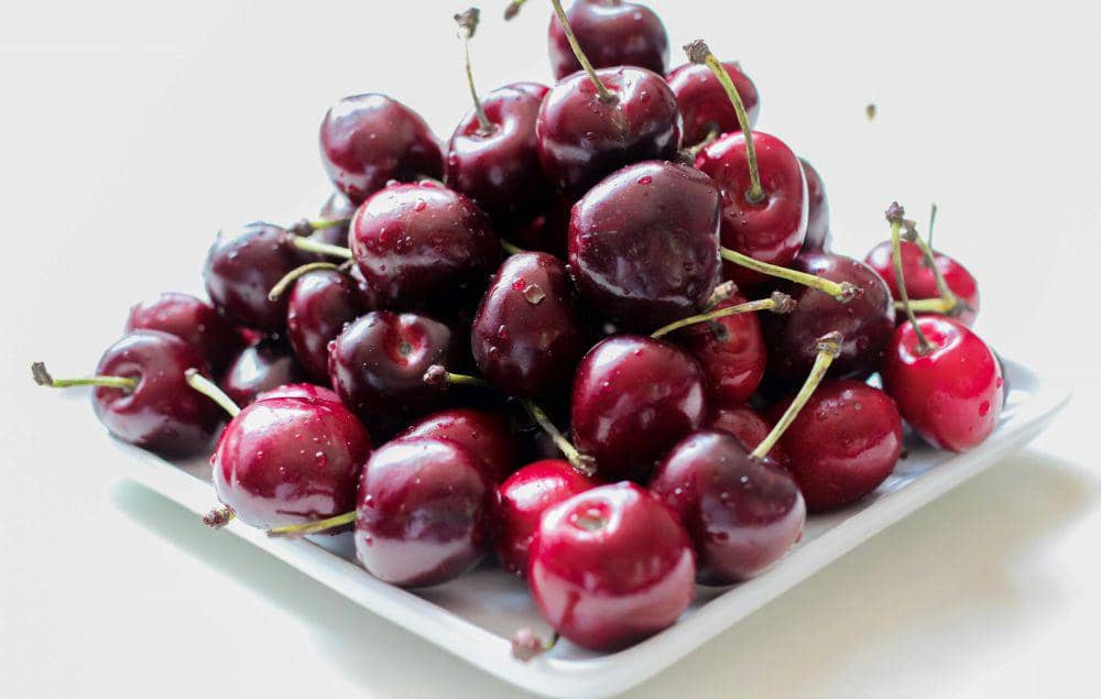 4 Tips Membeli Buah Ceri Segar, Harus Selektif Memilih!