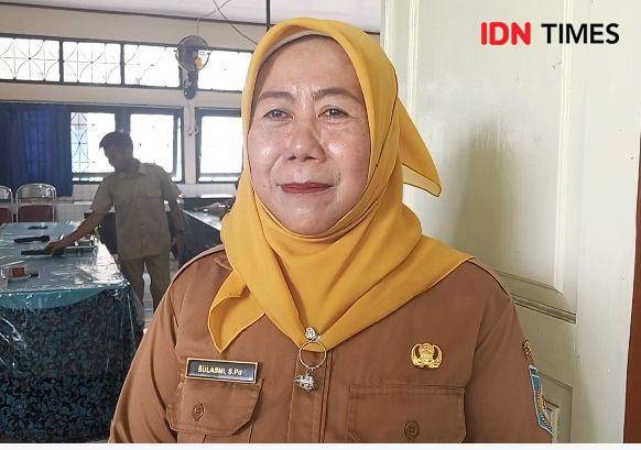 Kepala SMPN 8 Mataram Sulasmi. (IDN Times/Muhammad Nasir)