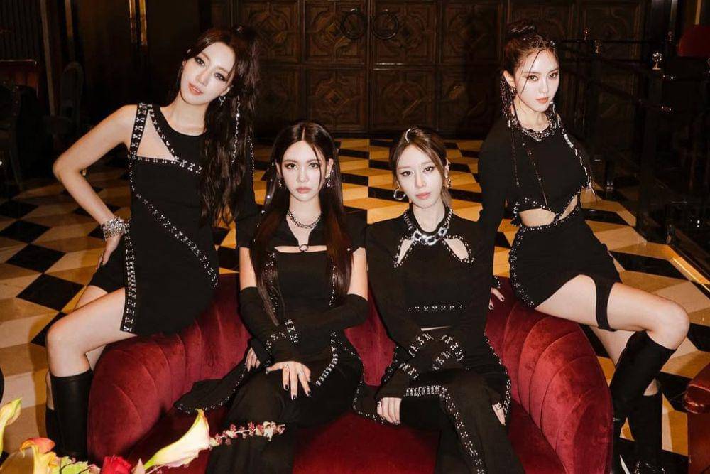 T-ARA (instagram.com/jiyeon2__)