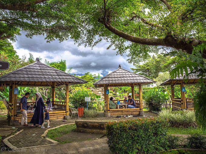 Grage Lanai Resto, Kuningan, Jawa Barat (google.com/maps/cep budhi darma)