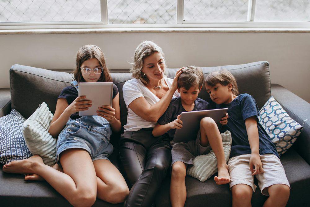 5 Keunggulan Authoritative Parenting untuk Anak Generasi Alpha