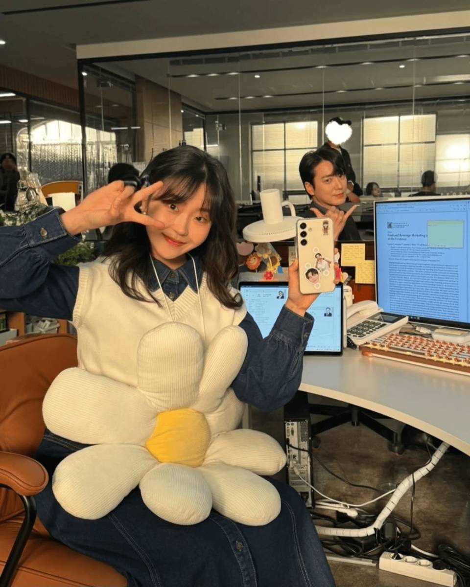 potret cast Love Scout di lokasi syuting (instagram.com/s_wisdom_1)