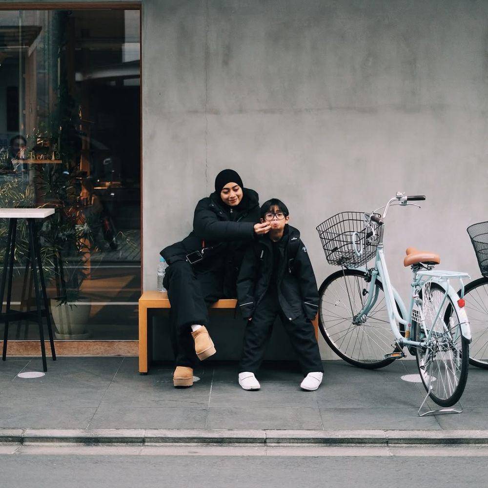 potret keluarga Ayudia dan Ditto (instagram.com/dittopercussion)