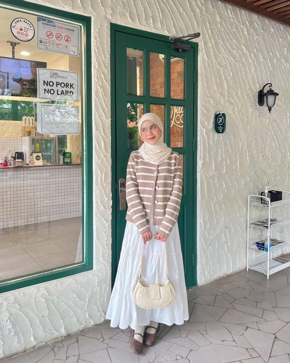 OOTD Mocha Mousse untuk hangout (instagram.com/hildaa.maulida)
