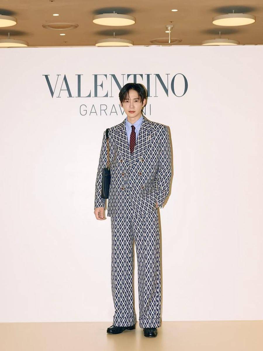 potret Park Sung Hoon (instagram.com/boxabum)