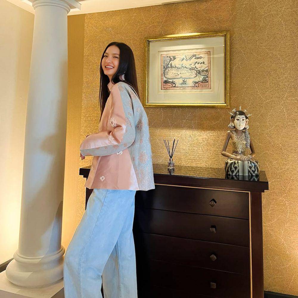 Raline Shah (instagram.com/Ralineshah)