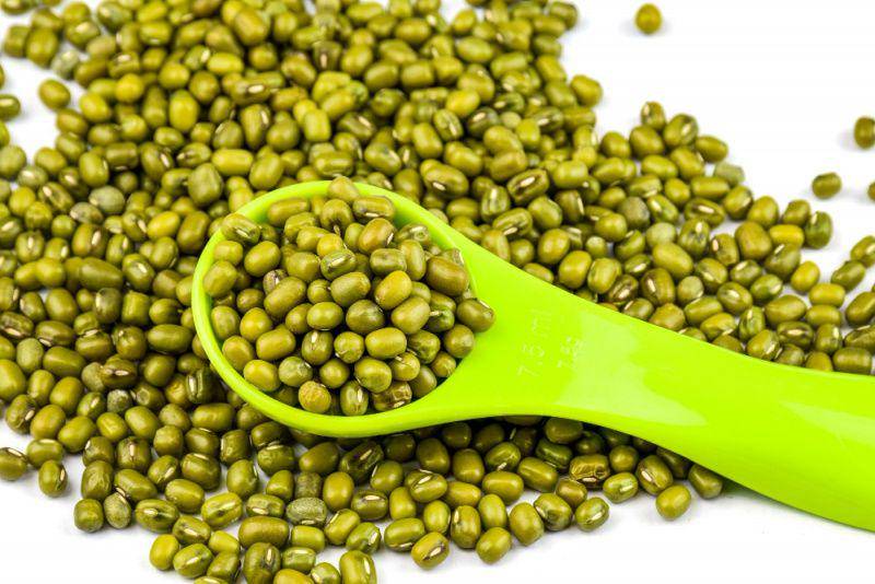 gambar kacang hijau (freepik.com/ilovehz)
