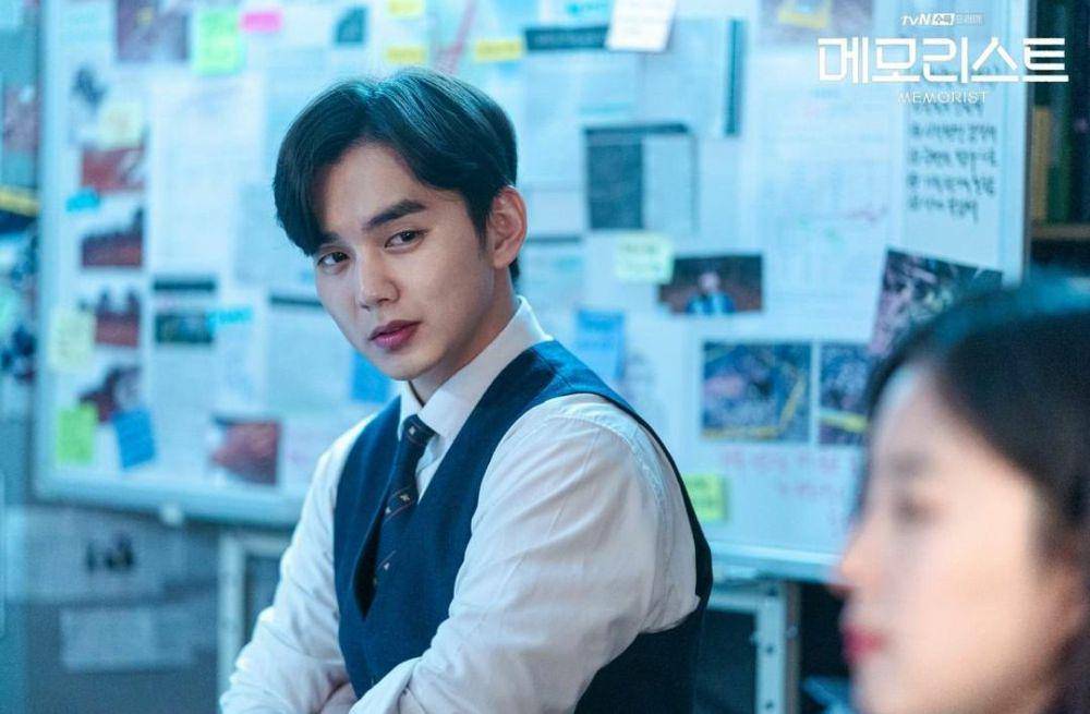Yoo Seung Ho di drama Memorist (instagram.com/tvn_drama)