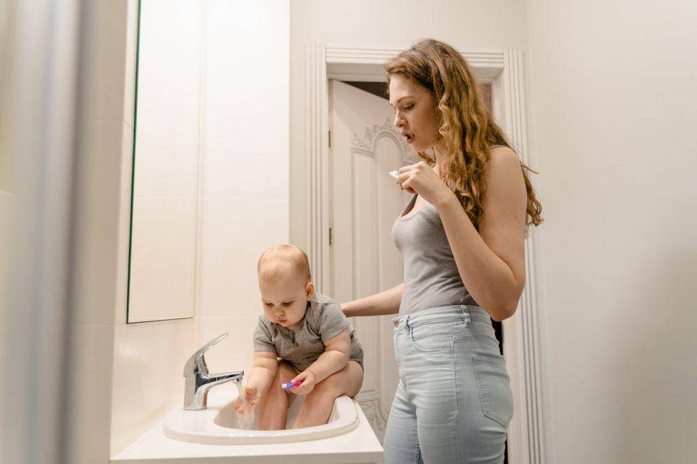 Ilustrasi anak di toilet (Pexels.com/MART PRODUCTION)
