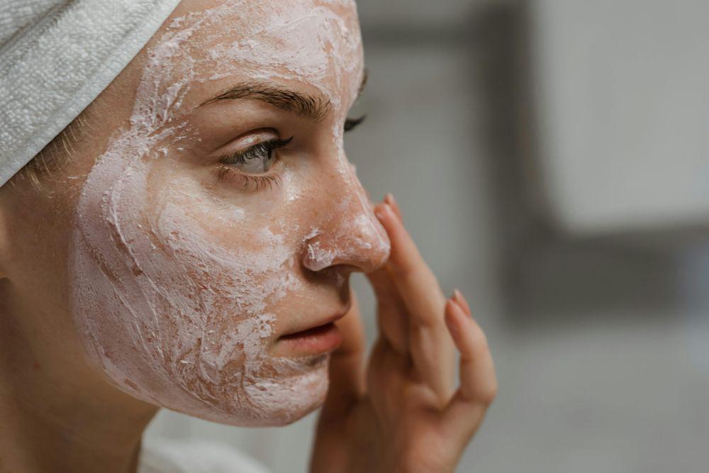 5 Masker untuk Mengecilkan Pori-Pori Wajah, Kulit Jadi Lembut