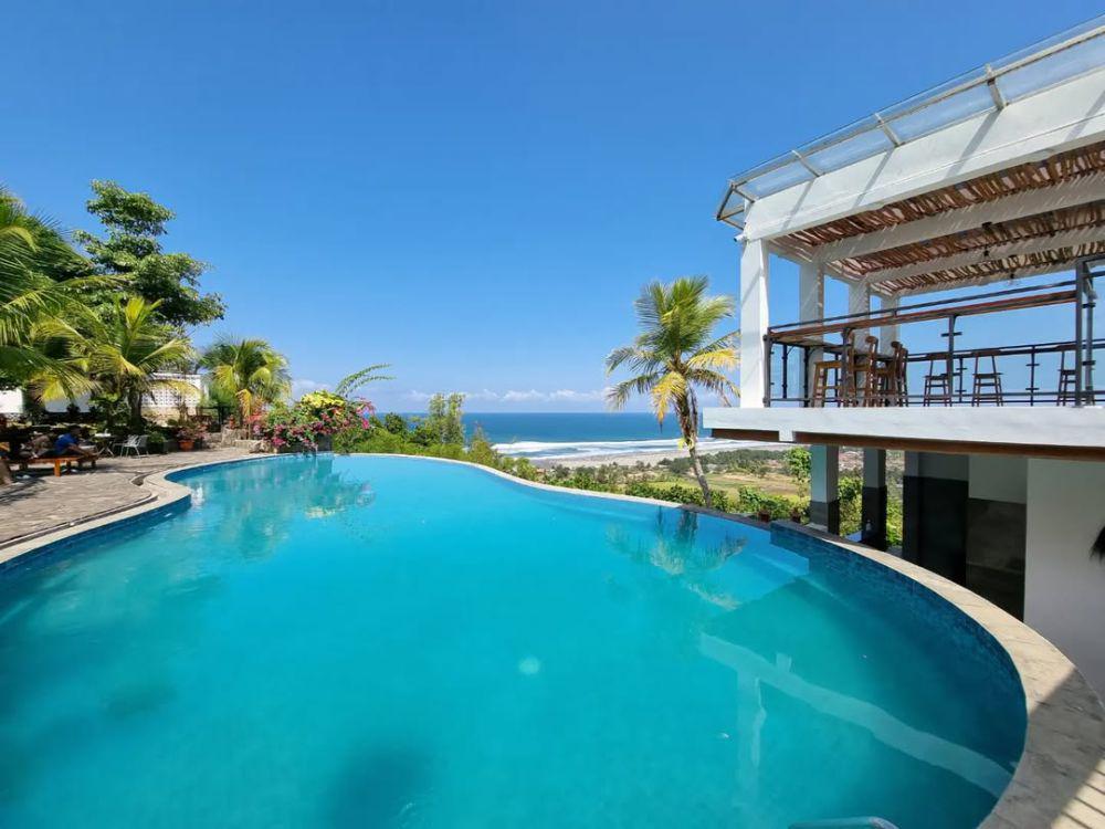 5 Kolam Renang di Yogyakarta dengan View Laut Menawan