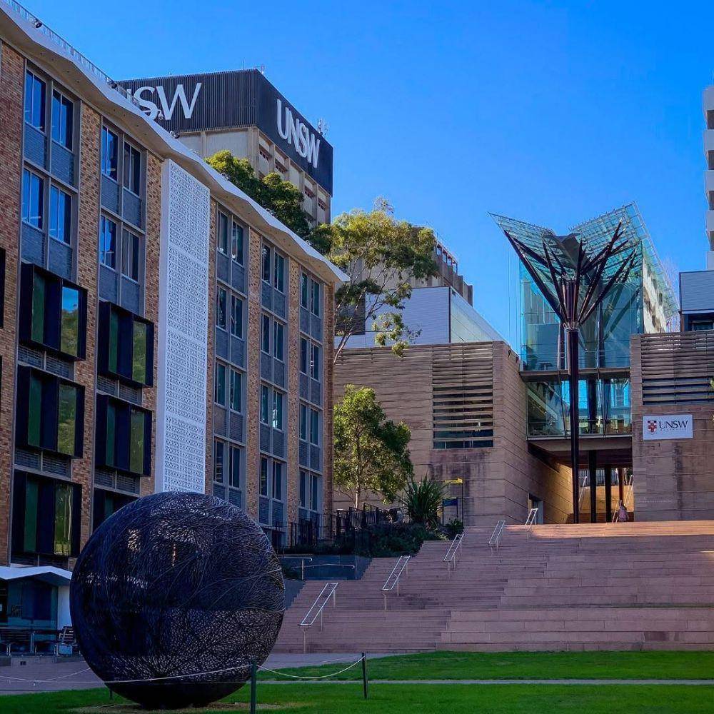 Universitas New South Wales (instagram.com/unsw)