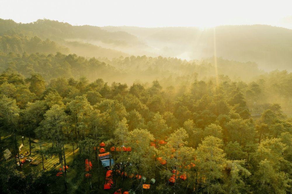 [QUIZ] Pilih Batu atau Lembang, Kamu Cocoknya Holiday ke Sini