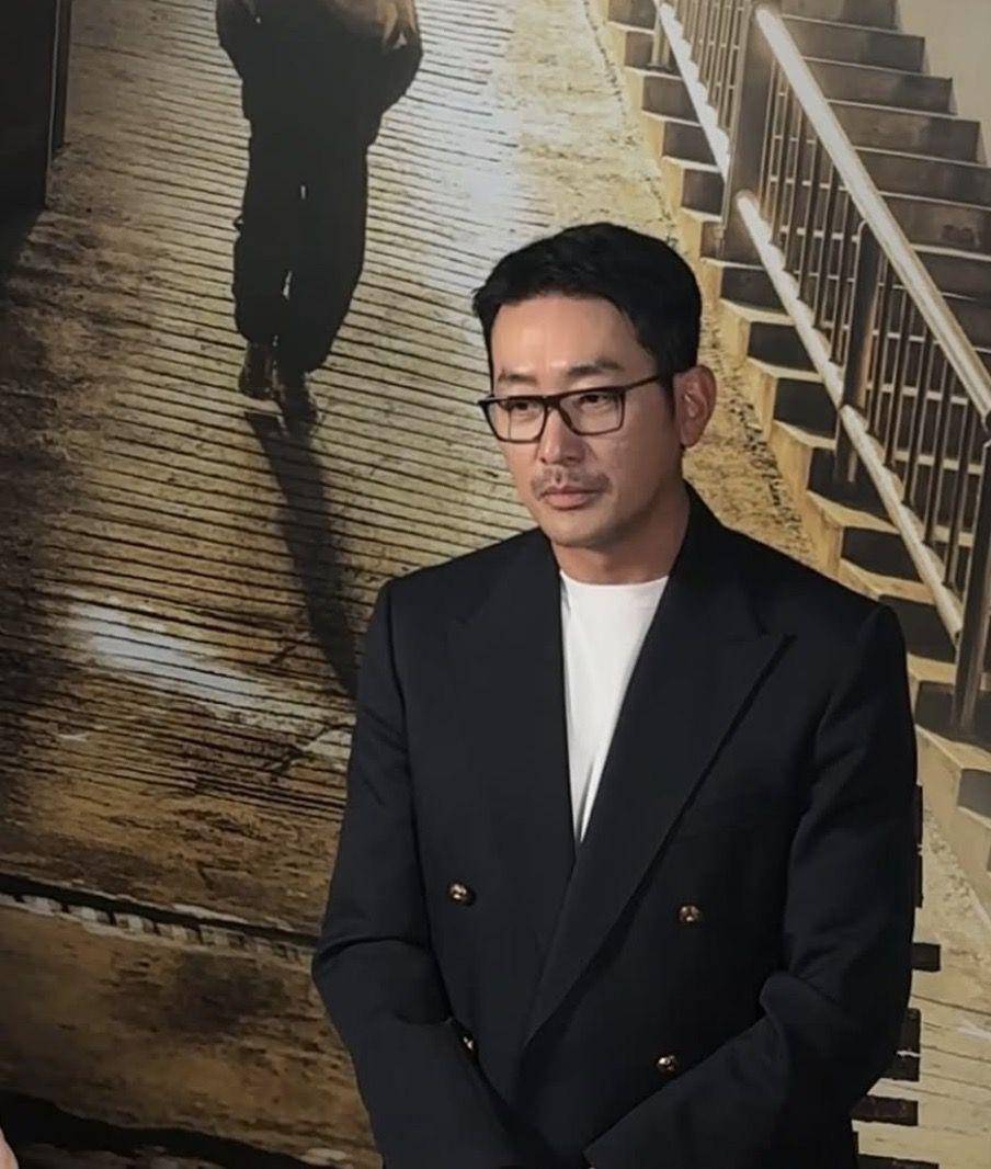 Ha Jung Woo (instagram.com/__hajungwoo)