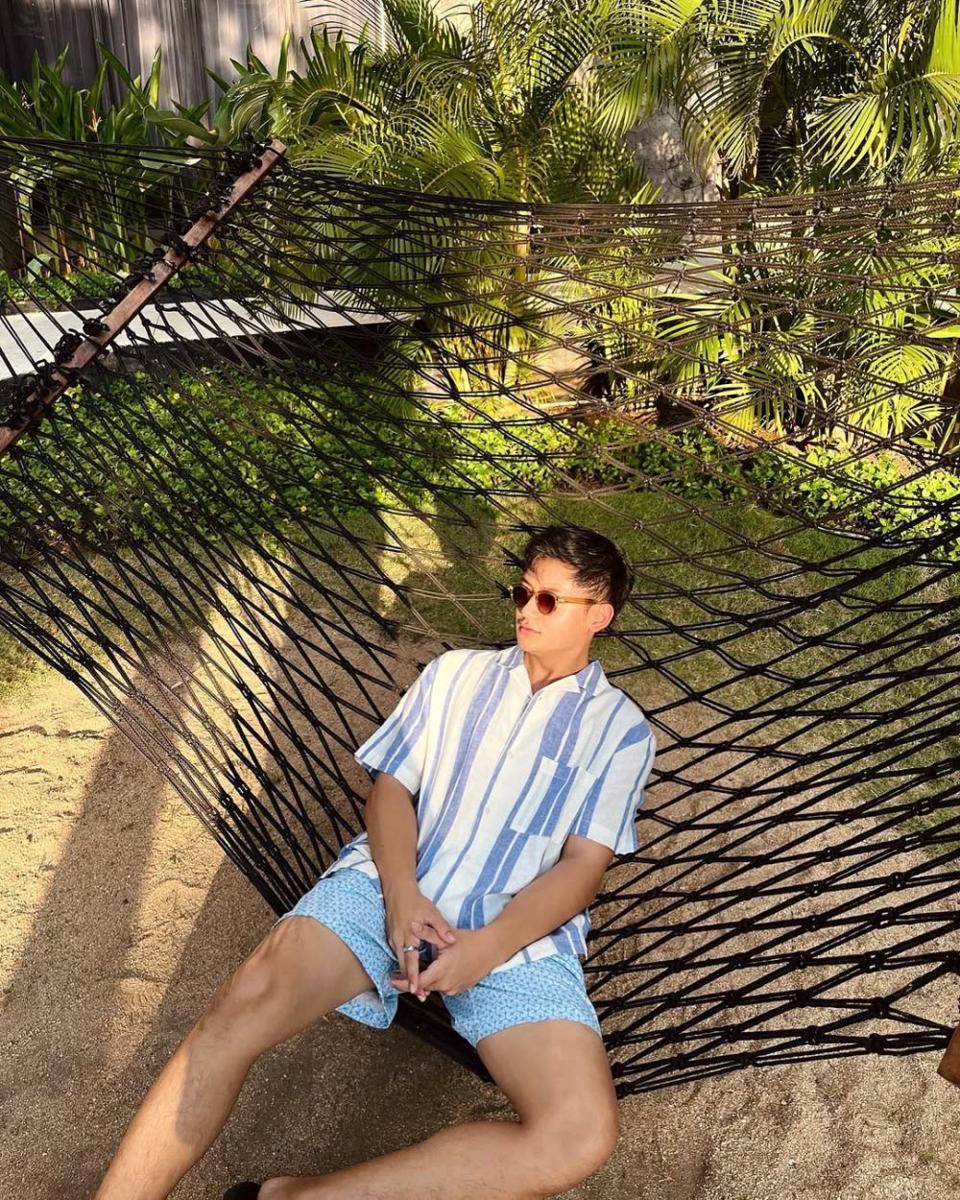 ide summer outfit cowok ala Randy Martin (instagram.com/randymartinnn)