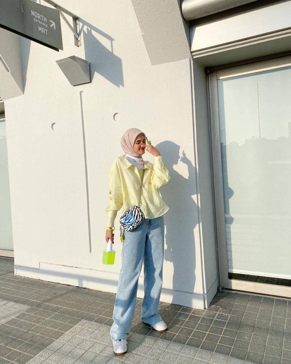 OOTD hijab kekinian ala Rania Sukandari (instagram.com/raniaskdr_)