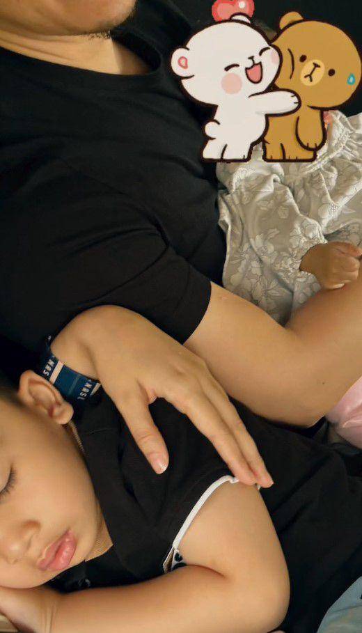 Zaskia Sungkar momong baby Humaira (Instagram.com/zaskiasungkar15)