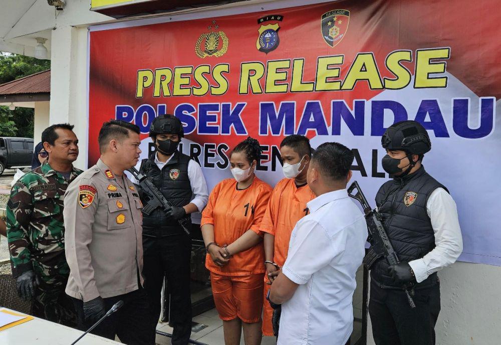 Bunuh IRT dan Sekap Anak Berumur 4 Tahun, Pasutri di Riau Ditangkap