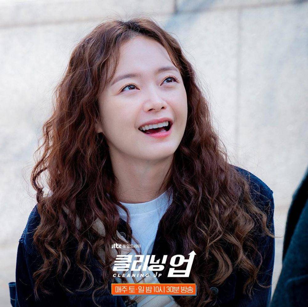 Jeon So Min di drama Cleaning Up (instagram.com/jtbcdrama)