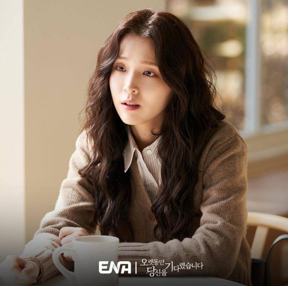 Kim Ji Eun di drama Longing for You (instagram.com/channel.ena.d)