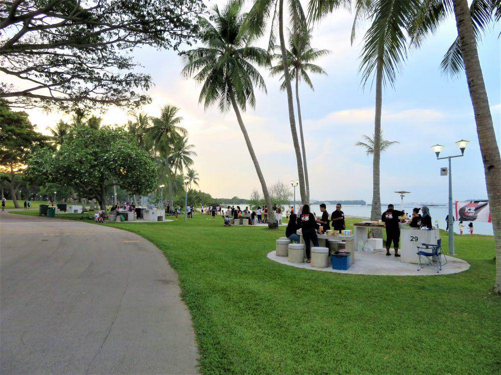 potret Pasir Ris Park Singapore (hikingthegreenisle.com)