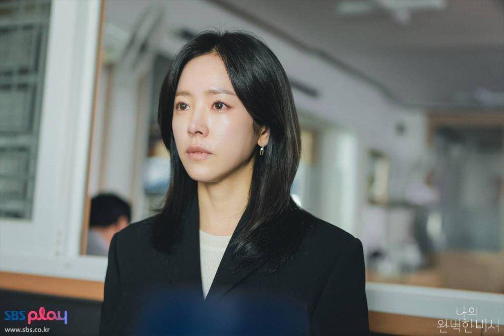 Kang Ji Yun (Han Ji Min) di drama Korea Love Scout (dok. SBS/Love Scout)