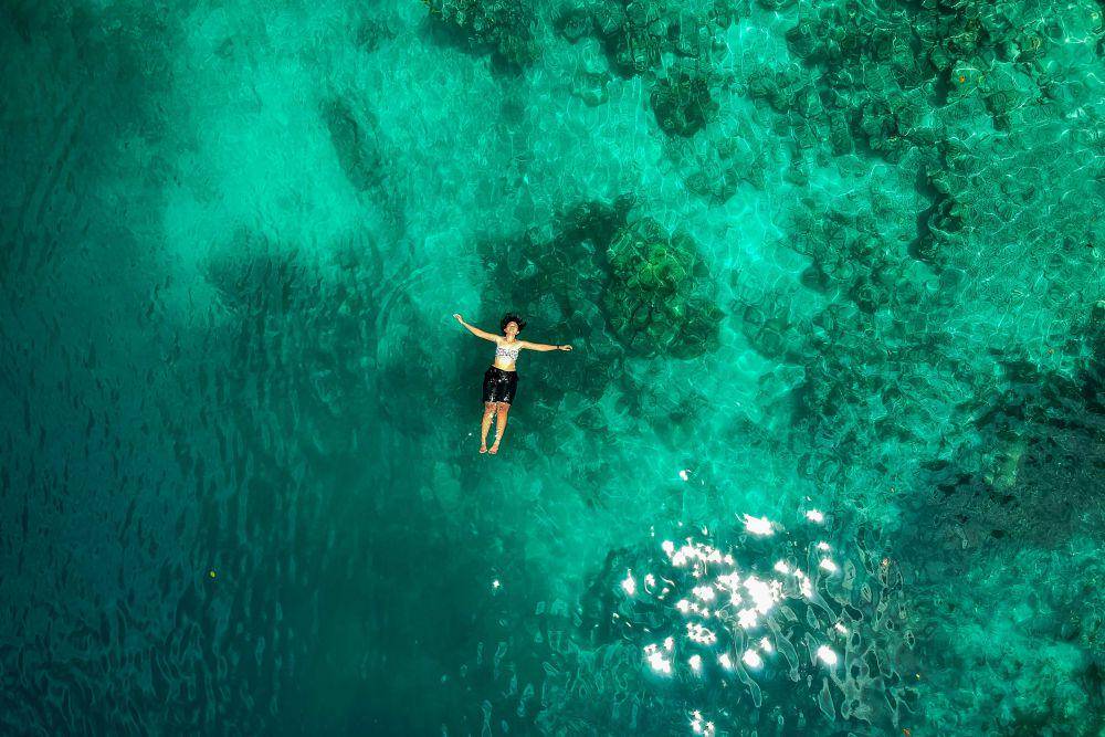 potret berenang dan snorkeling sepuasnya di Misool, Raja Ampat (dok.pribadi/Natalia Indah)