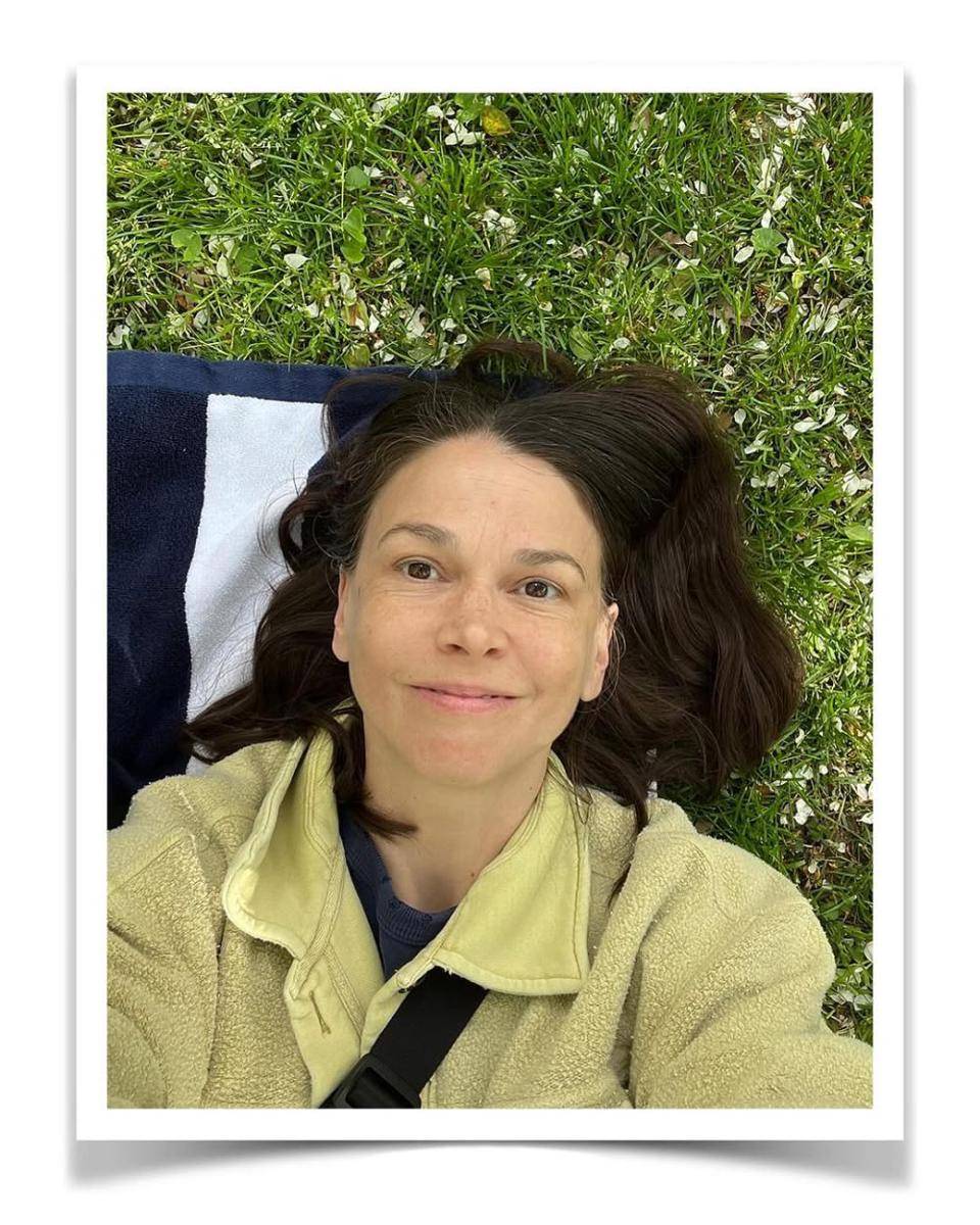 potret Sutton Foster (instagram.com/suttonlenore)