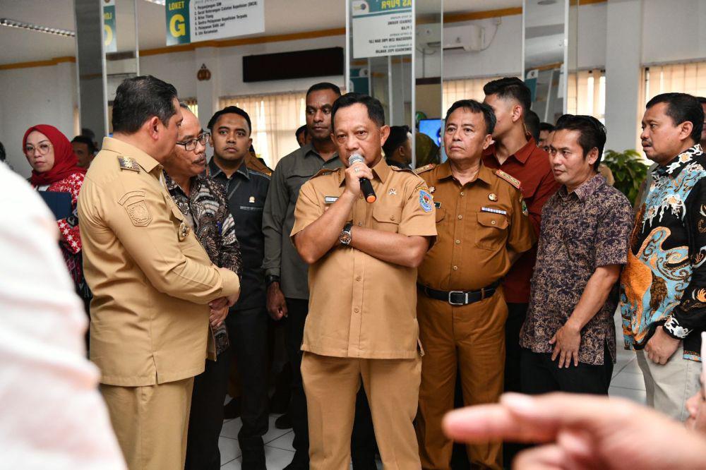 Mendagri: Baru 185 Daerah Terbitkan Aturan Pembebasan PBG