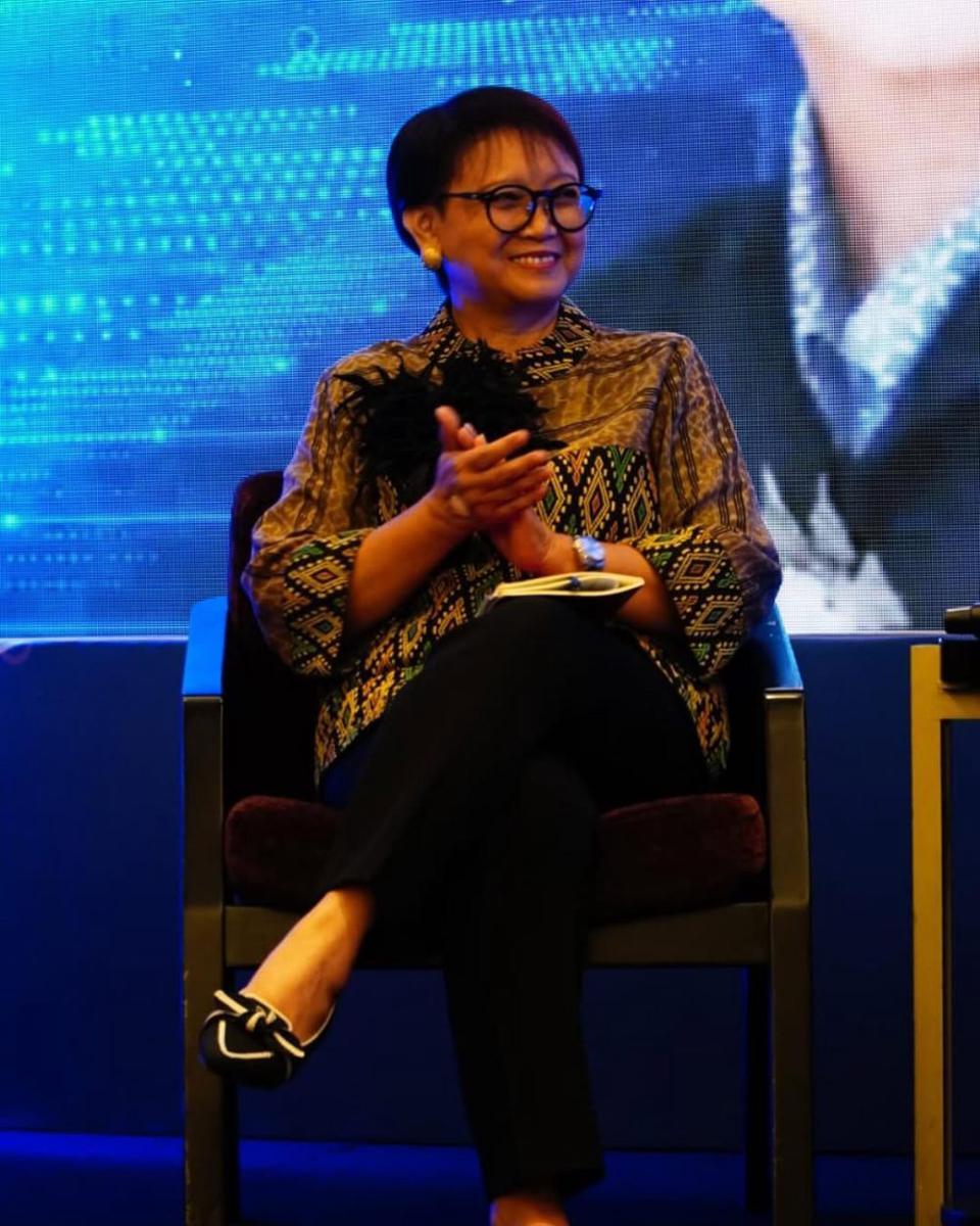 Bertemu Mahasiswa, Retno Marsudi Beri Pesan Soal Lingkungan