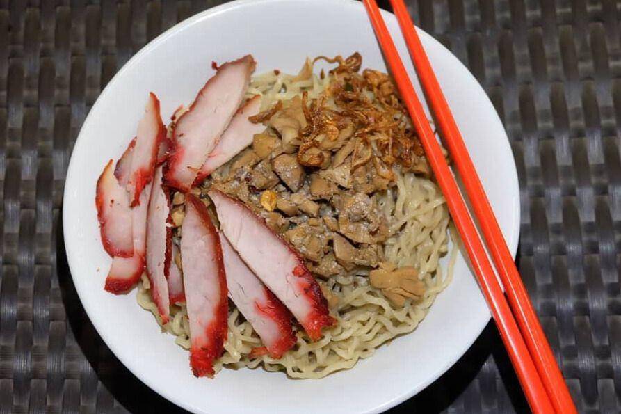 Potret menu bakmi di Bakmi & Bubur Singkawang Ajung (instagram.com/ajung.singkawang)