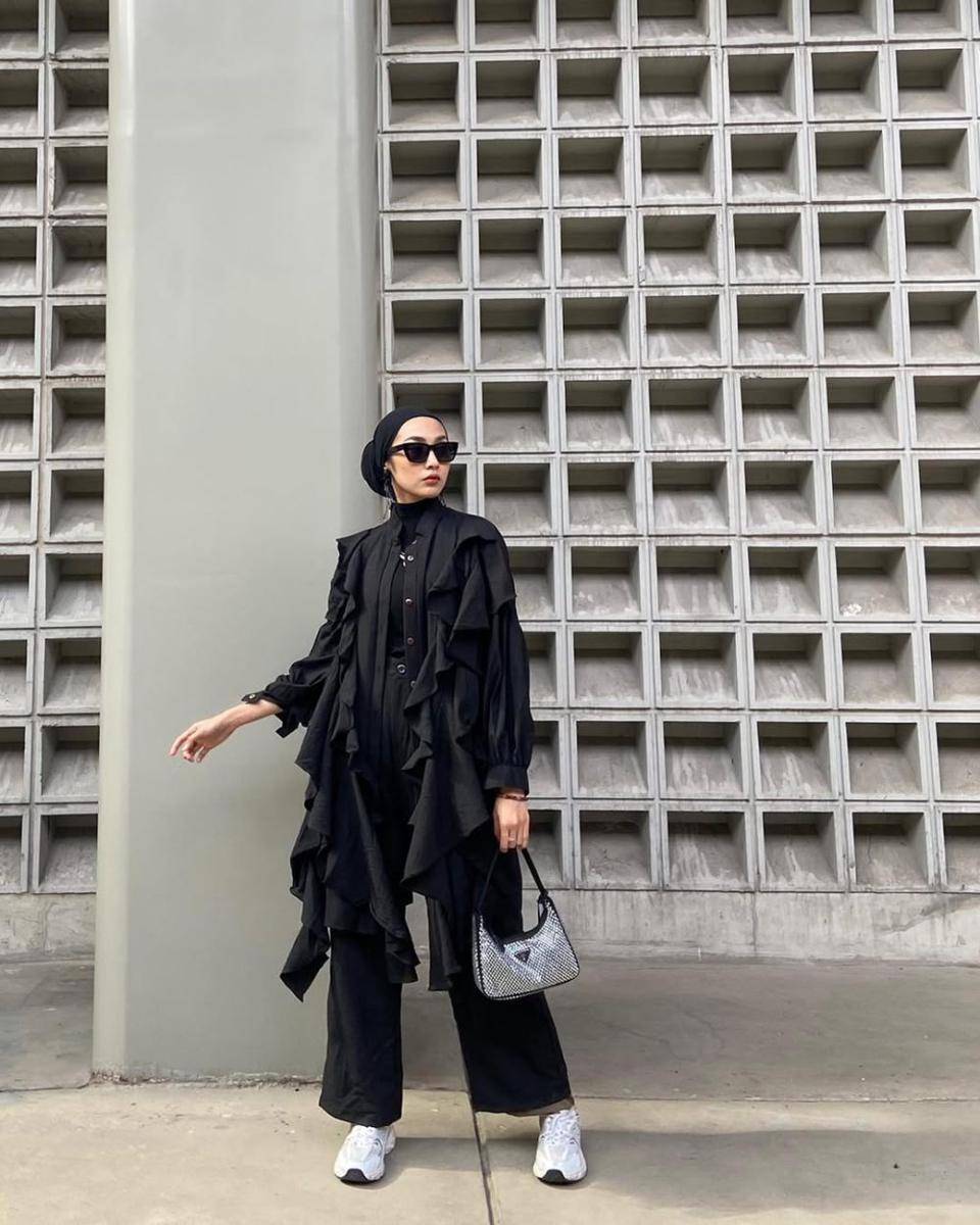 Safira Novta (instagram.com/s.nvta)