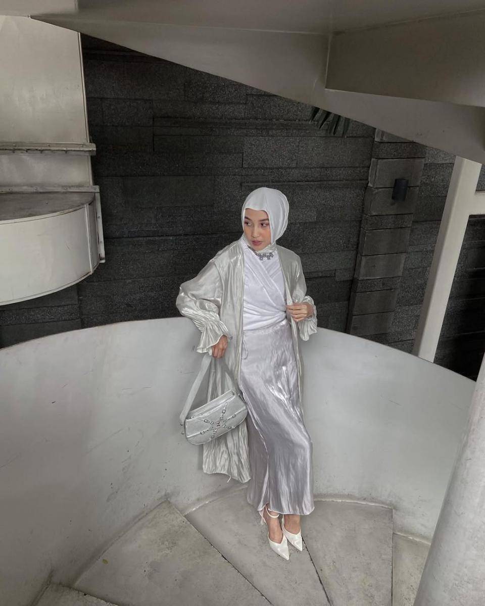Safira Novta (instagram.com/s.nvta)