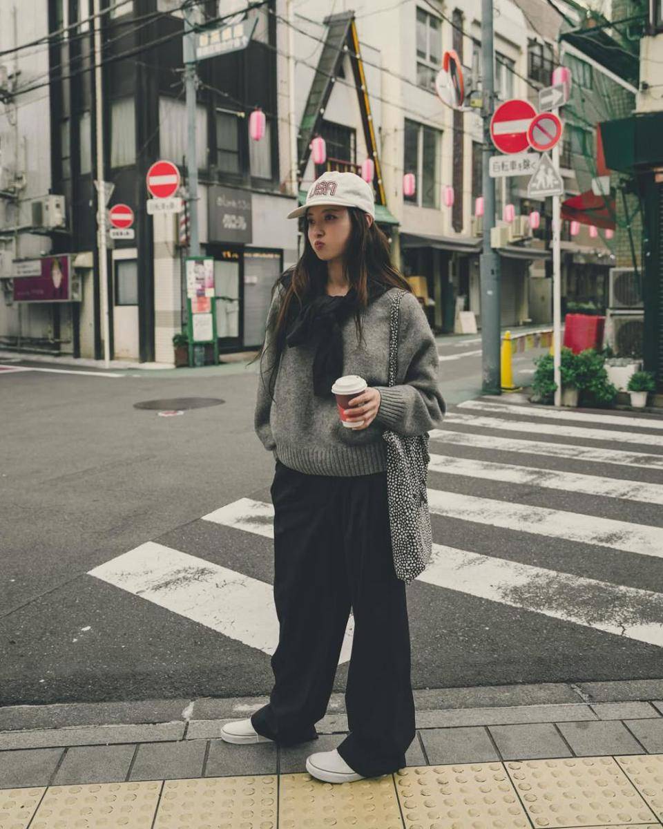Lee Se Young (instagram.com/seyoung_10)