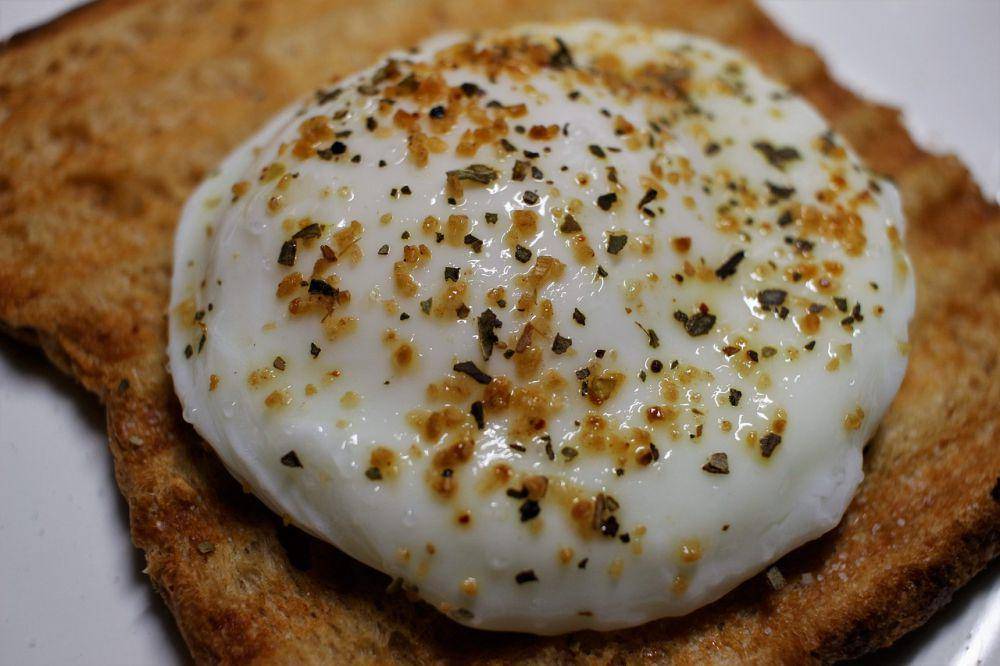 ilustrasi poached egg (pixabay.com/Satinder Singh Chugh)