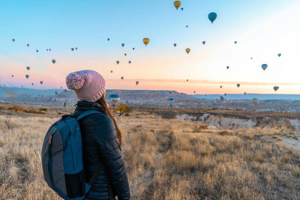 Ilustrasi melakukan travelling (Pexels.com/Alex P)
