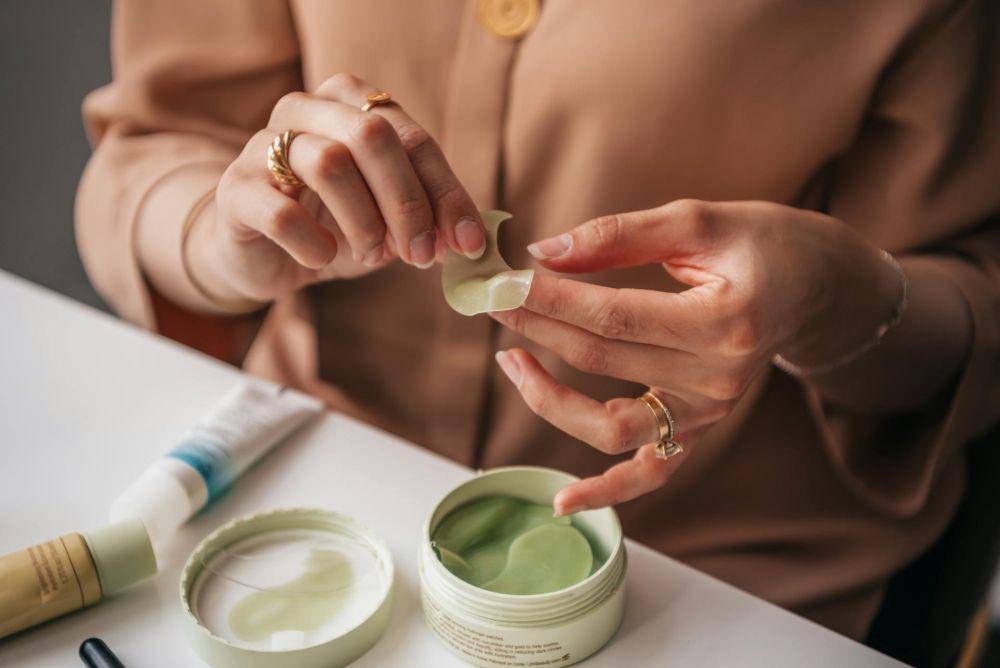 ilustrasi produk organik berupa skincare (pexels.com/PNW Production)