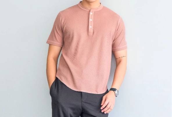 Isla for Men Smith Waffle Henley Neck T-Shirt Short Sleeve (shopee.co.id/ISLA Official Store)