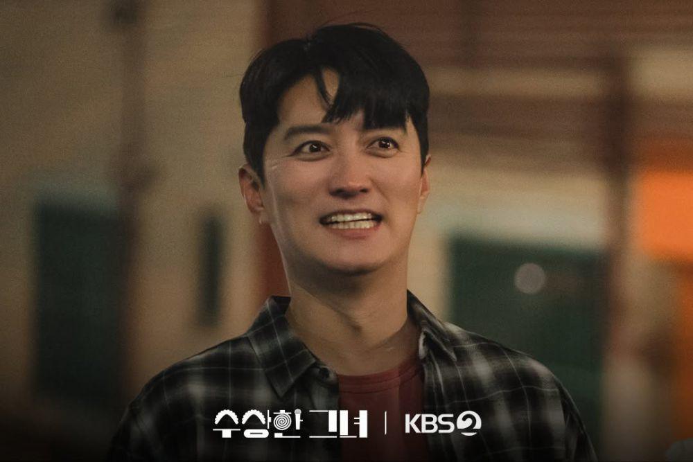 7 Bukti Min Seok Sosok Suami Suportif di Drakor Who is She, Idaman!