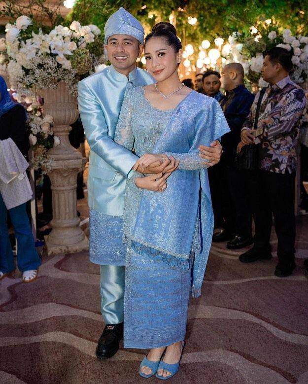 Kebaya Didiet Maulana. (instagram.com/didietmaulana)