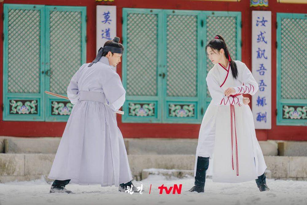 Lee Hyun Wook dan Cha Joo Young di drakor The Queen Who Crowns (instagram.com/tvn_drama)