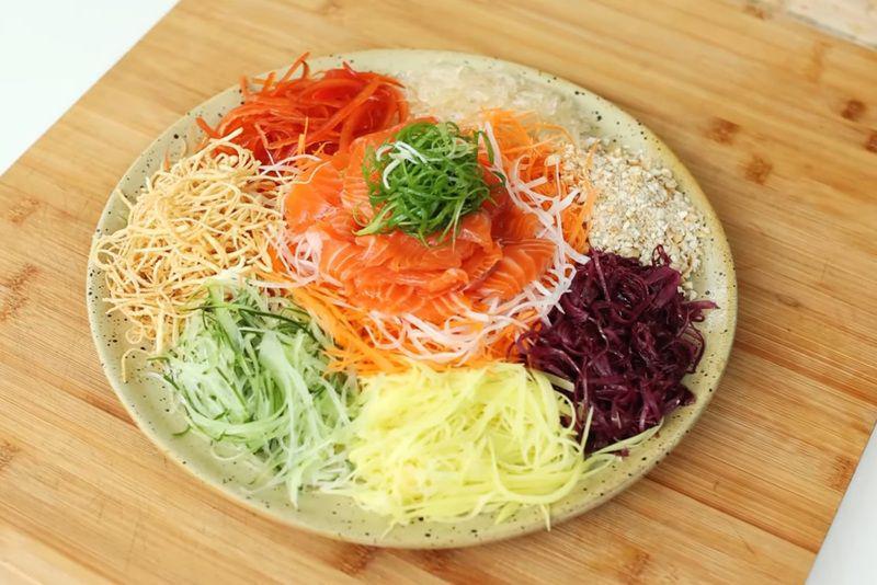 Resep Yu Sheng, Salad Khas Imlek yang Segar dan Lezat