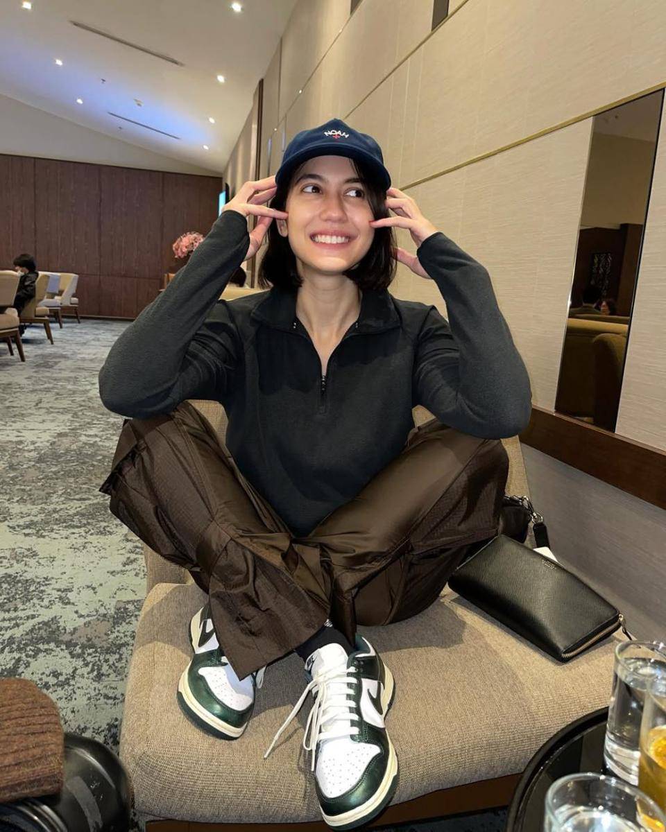 inspirasi lazy outfit style ala Pevita Pearce (instagram.com/pevpearce)