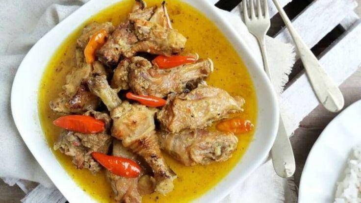 Ilustrasi Ayam Pedas (https://id.pinterest.com/Topwisata_info/)