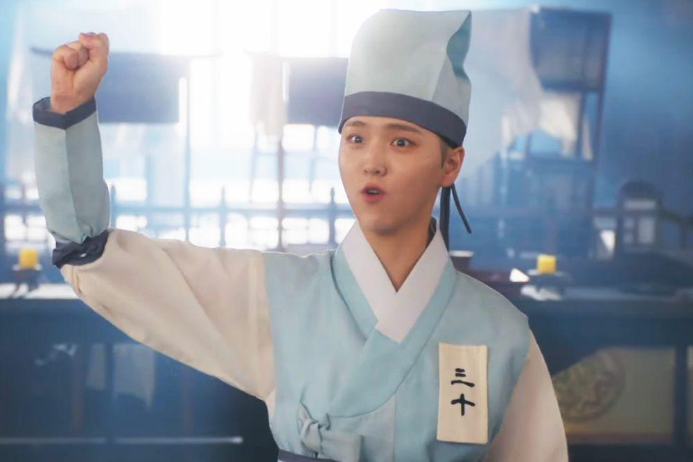 7 Lika-Liku Hong Deok Su Lakukan Inovasi di Drakor Check in Hanyang