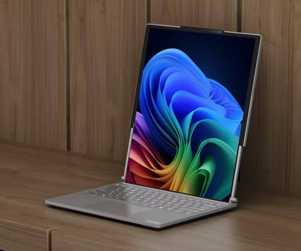 Lenovo ThinkBook Plus Gen 6 Rollable (youtube.com/Lenovo)