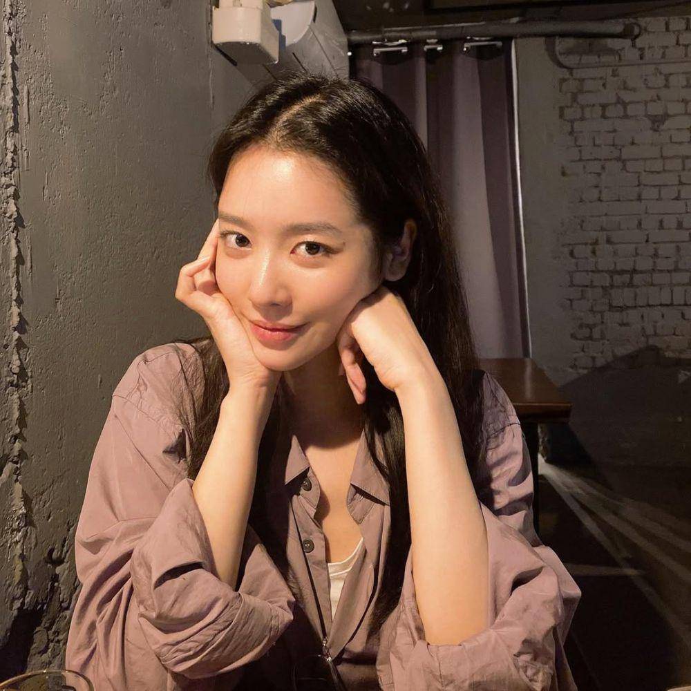 inspirasi makeup Cha Joo Young (instagram.com/jooyoungthej)