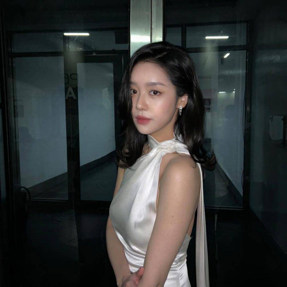 inspirasi makeup Cha Joo Young (instagram.com/jooyoungthej)