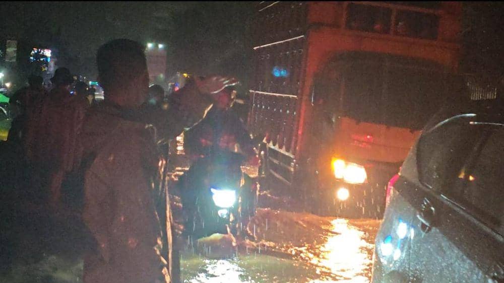 Banjir di Bandar Lampung. (IDN Times/Muhaimin)